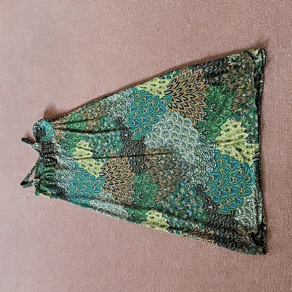 Dress - Picture 3 of 4